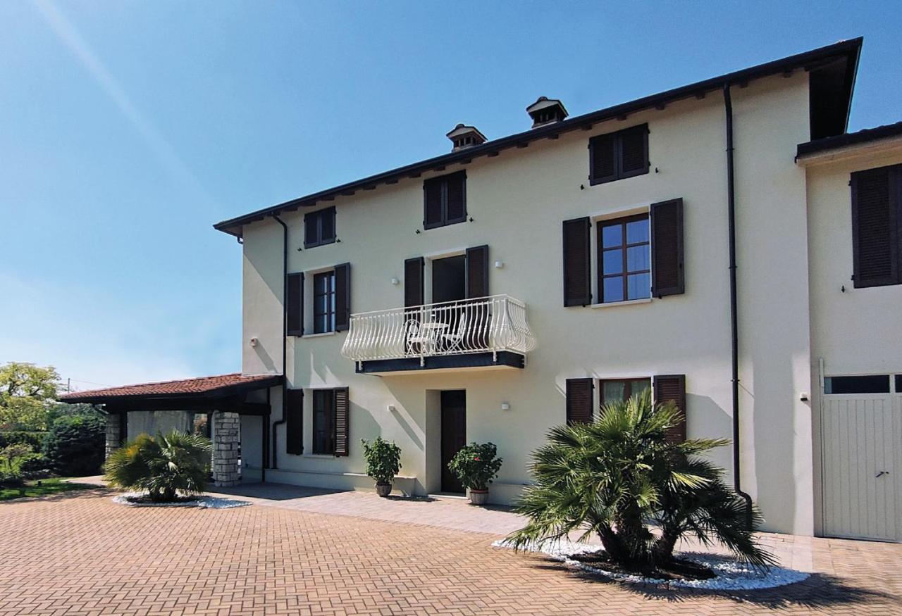 Bed And Breakfast Erilla Centenaro ภายนอก รูปภาพ