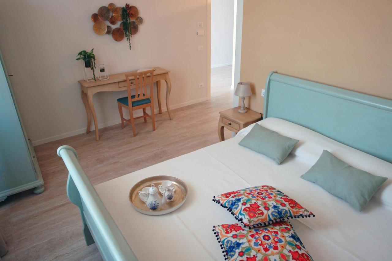 Bed And Breakfast Erilla Centenaro ภายนอก รูปภาพ