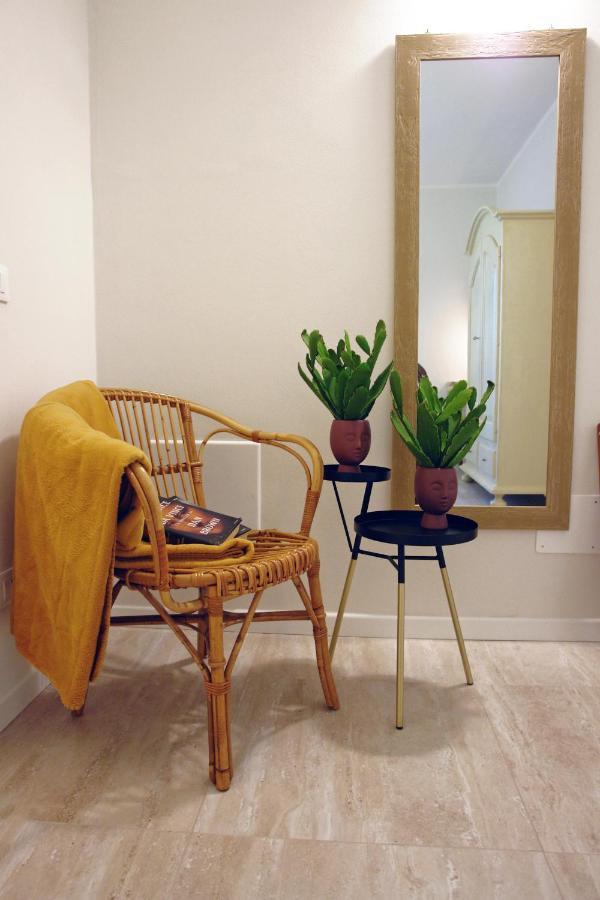 Bed And Breakfast Erilla Centenaro ภายนอก รูปภาพ